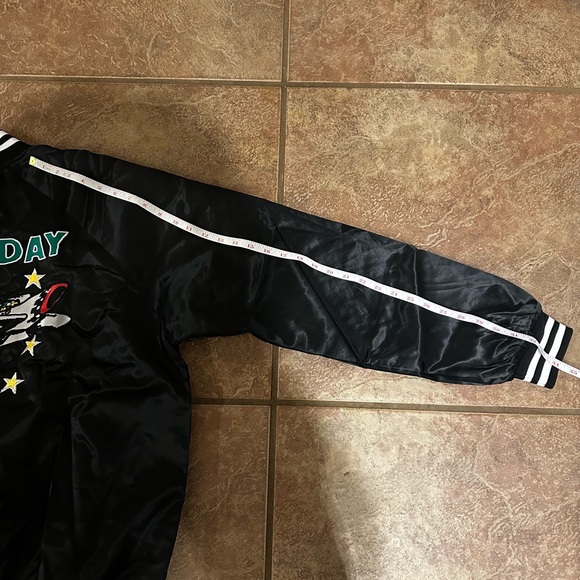 GREEN DAY Saviors Tour Official Merchandise Rare Satin Bomber Jacket Mens L - Picture 10 of 11